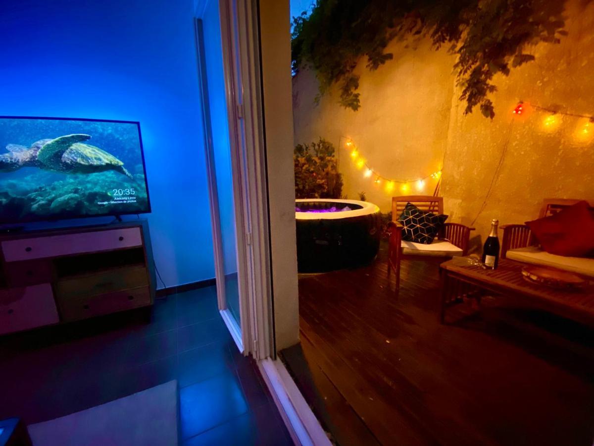 Magnifique Villa Avec Jacuzzi Au Pied Du Stade Saint-Denis  Zewnętrze zdjęcie